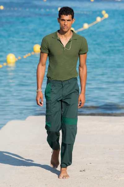 Look 22